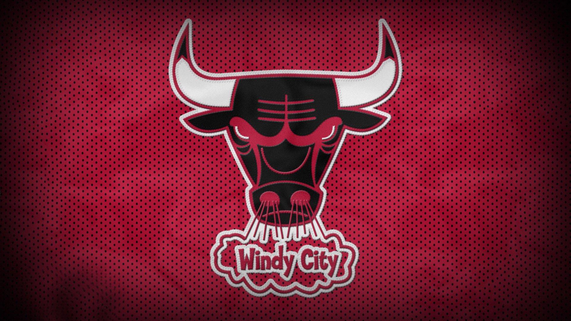 詹姆斯末节独木难支 湖人更衣室裂痕恐成季后赛隐忧