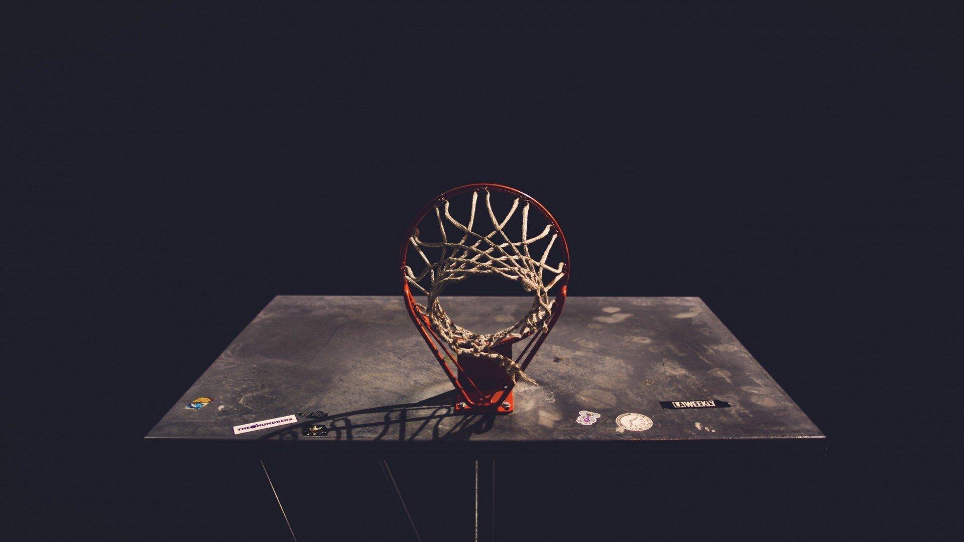 冰封手感终回暖,欧文关键一击锁定胜局 沃恩盛赞,他总拥抱这种时刻